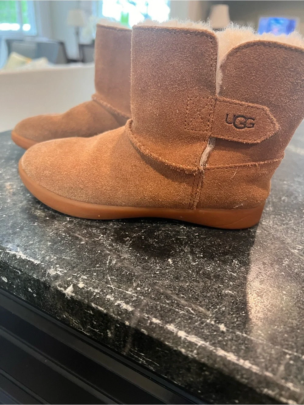 UGG Kids Suede Shearling Boot - Chestnut Brown